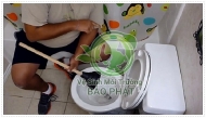 Nguyên nhân nghẹt bồn cầu và cách khắc phục nhanh nhất