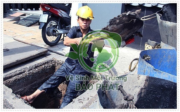 Nạo v&eacute;t hố ga gi&aacute; rẻ
