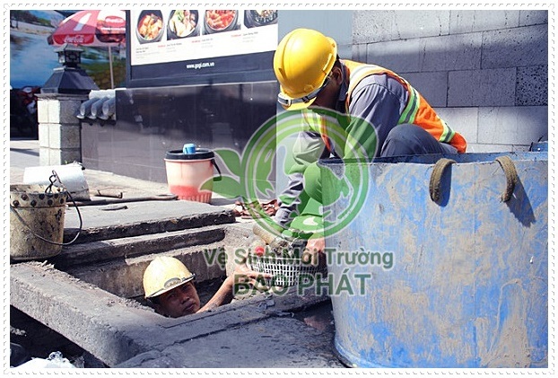 Nạo v&eacute;t hố ga gi&aacute; rẻ