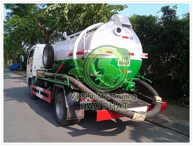 Dịch vụ h&uacute;t hầm cầu gi&aacute; rẻ nhất