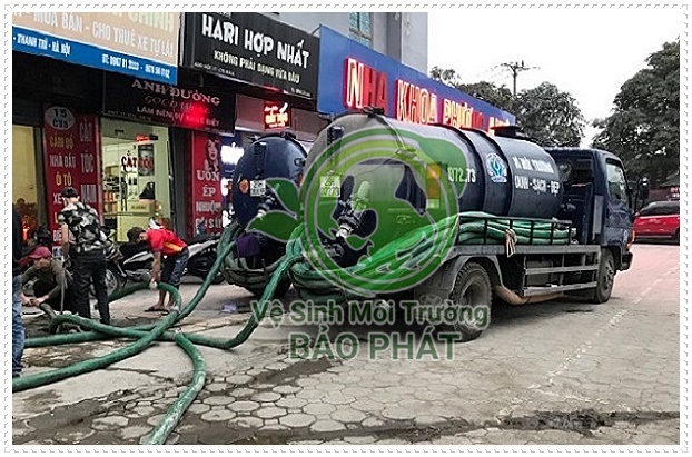 La b&agrave;n định hướng lắp đặt hầm cầu