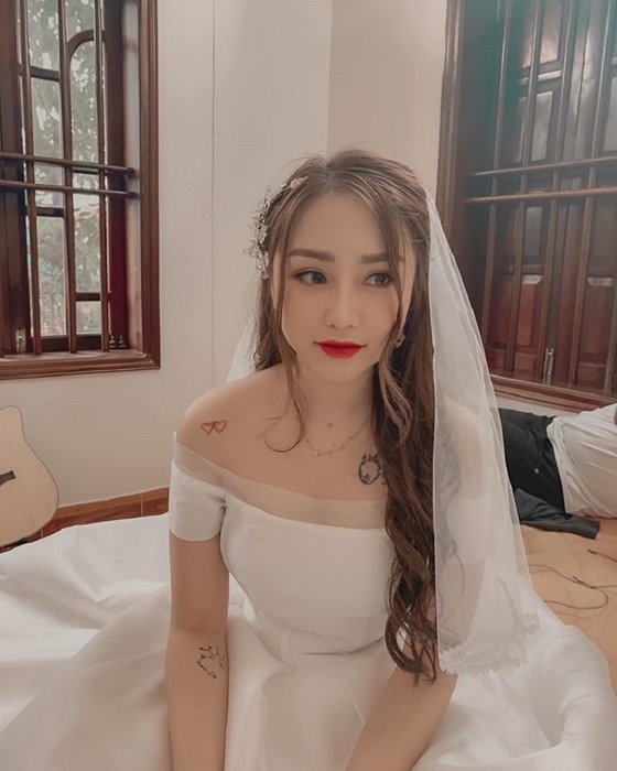 clip n&oacute;ng Hera