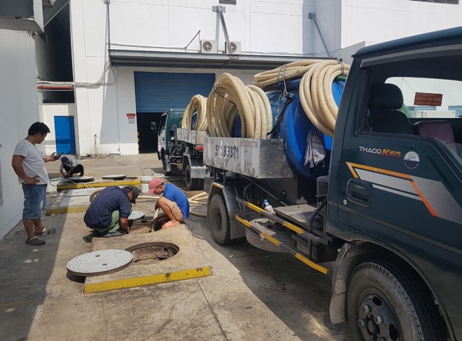 Dịch vụ r&uacute;t hầm cầu quận 2 hoạt động nhiều khu vực