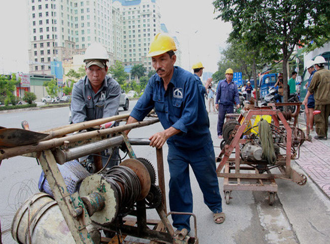 R&uacute;t hầm cầu quận 2 gi&aacute; rẻ theo quy tr&igrave;nh hiện đại