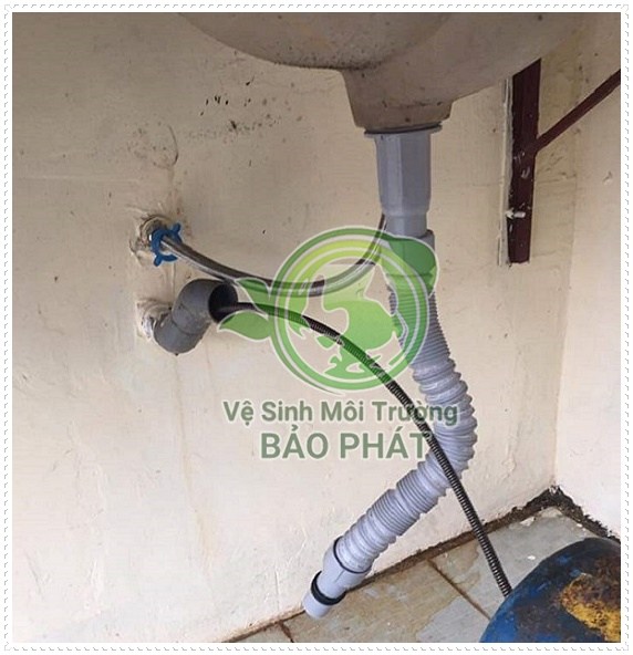 Cách thông nghẹt cống nước thoát sàn như thế nào