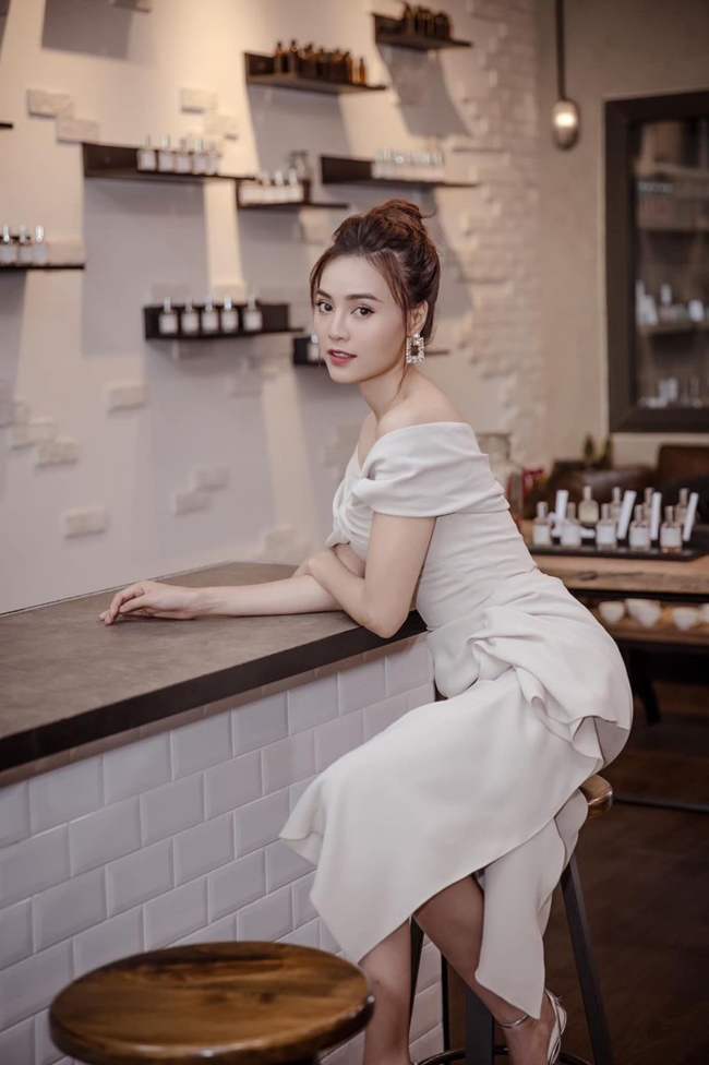 Ninh Dương Lan Ngọc lộ clip n&oacute;ng